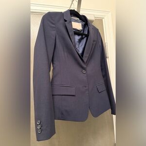 Banana Republic Classic Navy Women’s lightweight wool blazer
